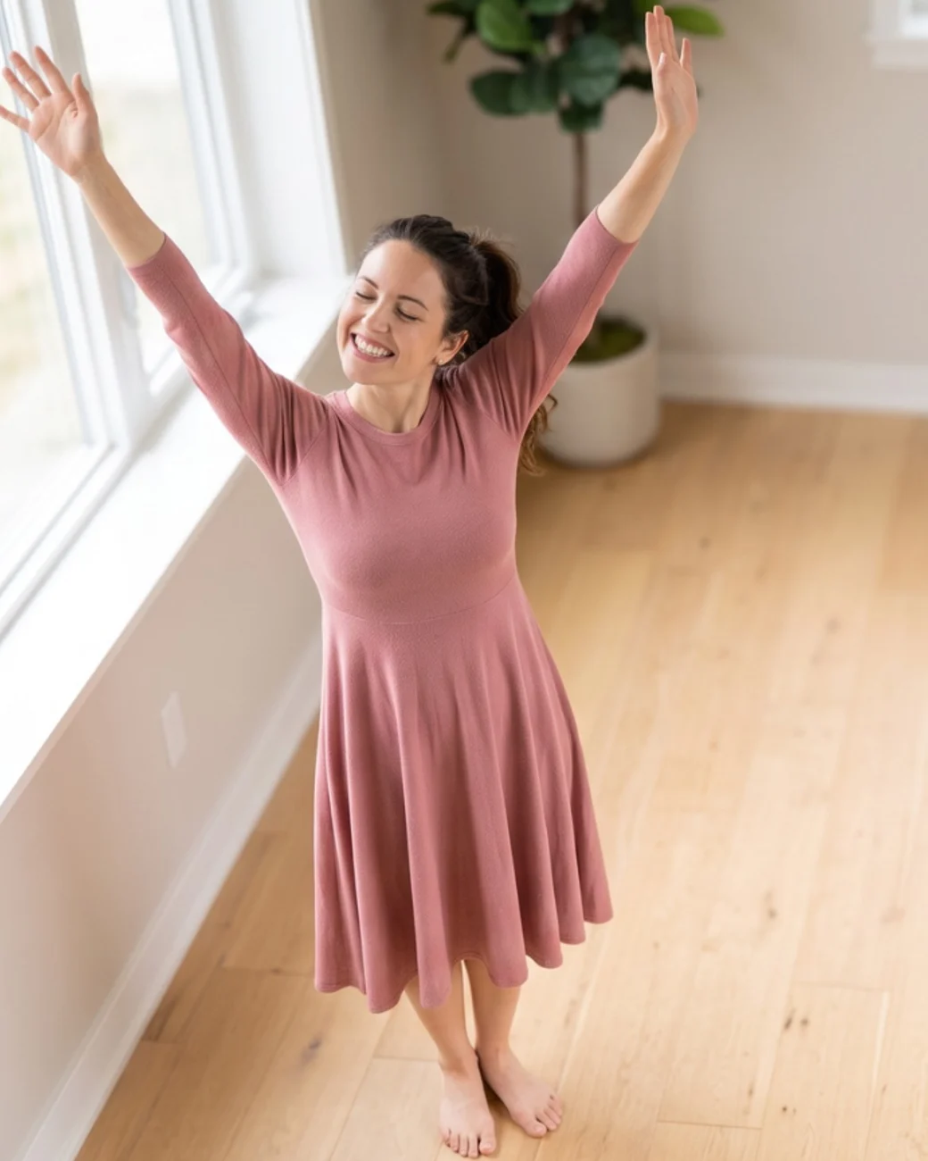 A Lean Life member celebrating her progress at home